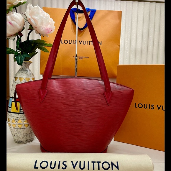Authentic Louis Vuitton Epi St. Jacques GM. - Picture 4 of 16
